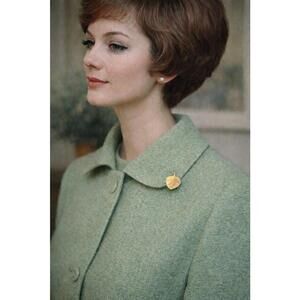 Vintage 1960s Gold-Electroplated Real Aspen Leaf Hat Pin Brooch, 1x2”